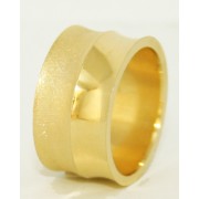 Aliança em Ouro Amarelo 18K  Personalizado Trabalhado.